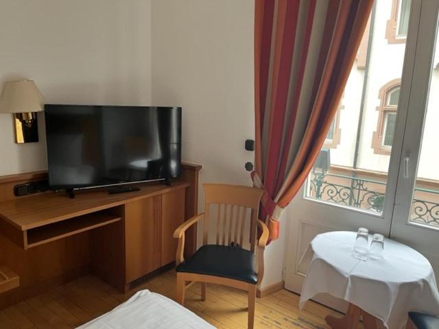 Hotel Roemischer Kaiser Trier Bagian luar foto