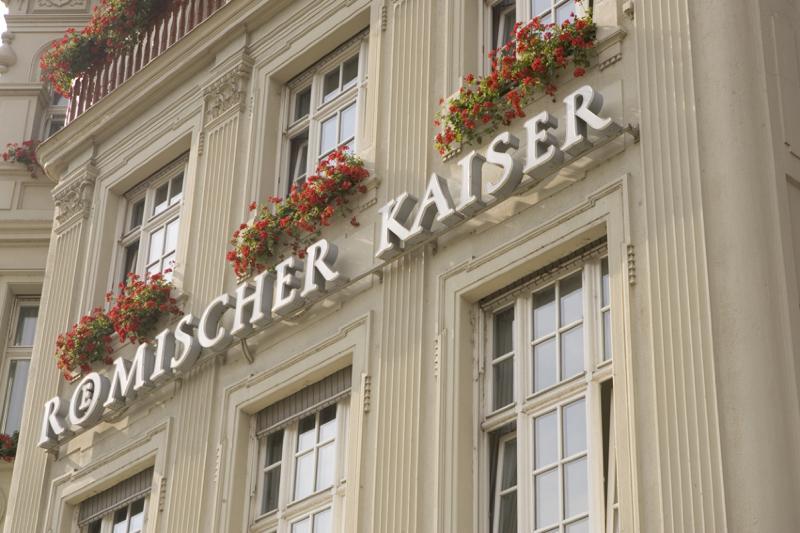 Hotel Roemischer Kaiser Trier Bagian luar foto
